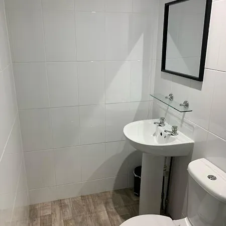 Hotel Woodhouse Fully Refurbished Quiet Family No Stag Or Hens Will Be Refused On Checkin