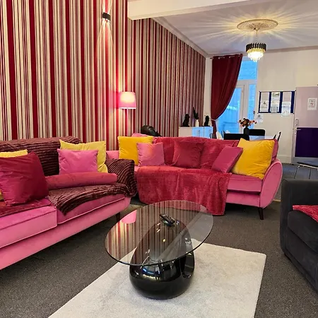 Holiday home Winter Gardens Large Modern Blackpool