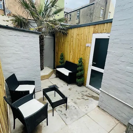 Osborne Luxury Hot Tub And Jacuzzi Blackpool