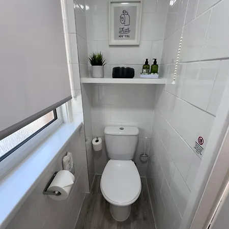 Chadberry House Bed & Breakfast Blackpool