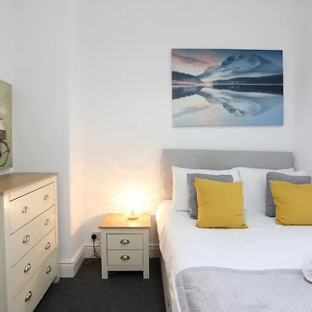 Avalanche 1 Bed Apartment