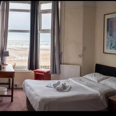Beachfront Guest house Blackpool