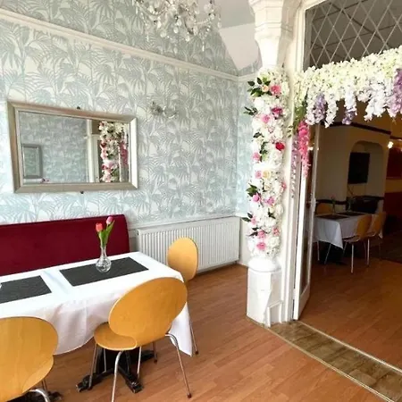 Beachfront Guest house Blackpool