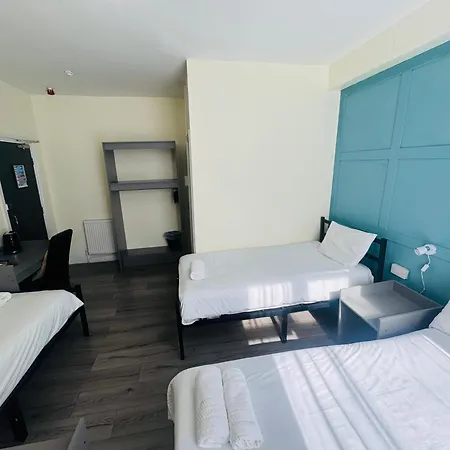 Calypso Hotel