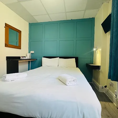 Calypso Hotel 2*