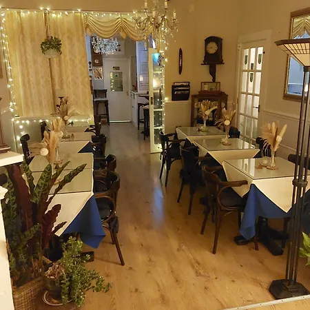 Westfield House Guest house
