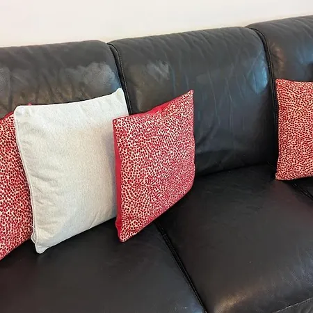 Apartment Barton Beachside - Family Onebedroom Apartment, Double & Bunkbed - & Promenade Location - Over 21's, Family Friendly Only, Id Required