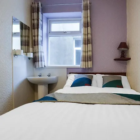 St Kildas, Hotel 3*