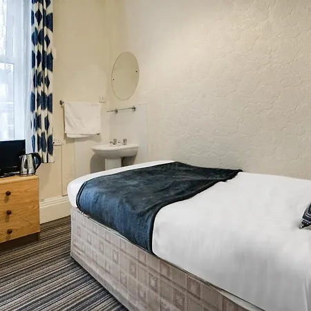 St Kildas, 3* Blackpool