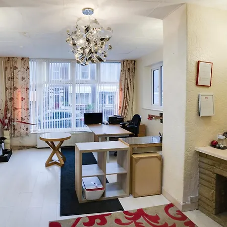 Hotel St Kildas, 3*