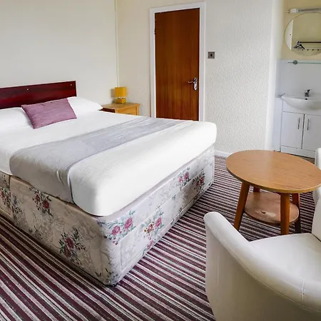 St Kildas, 3* Blackpool