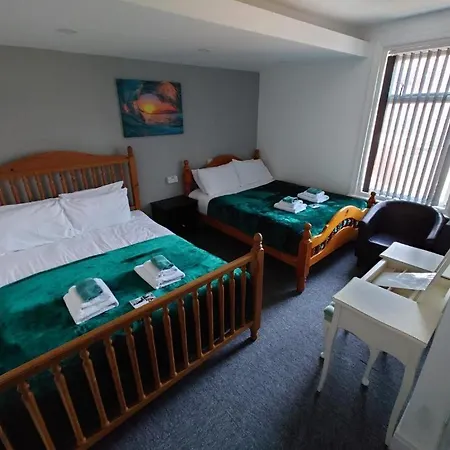 High Tide Oyo Hotel 3*