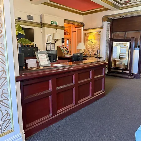 大不列颠萨伏伊酒店 3*