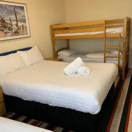 Oyo Wave Crest Otel Blackpool