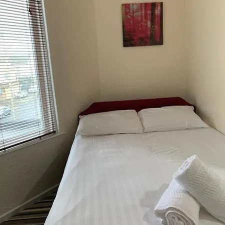 Oyo Wave Crest Otel