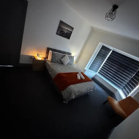 Melville House - Pet Friendly Holiday home *