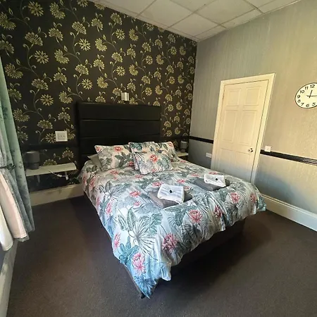 The Holmlea Guest house