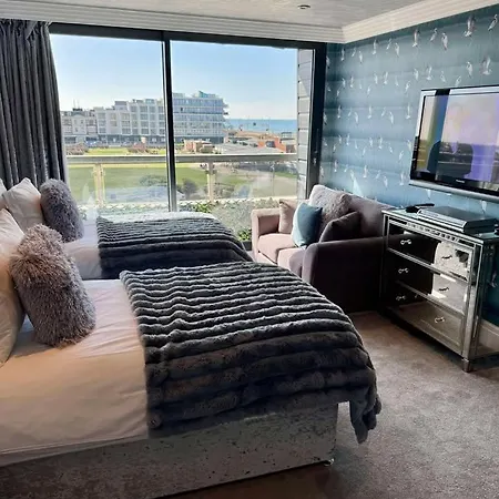 Number One South Guest house 5*