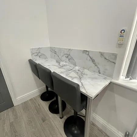 Osborne Luxury Hot Tub And Jacuzzi
