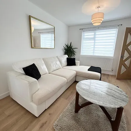 Lytham House Retreat - Free Parking * Blackpool
