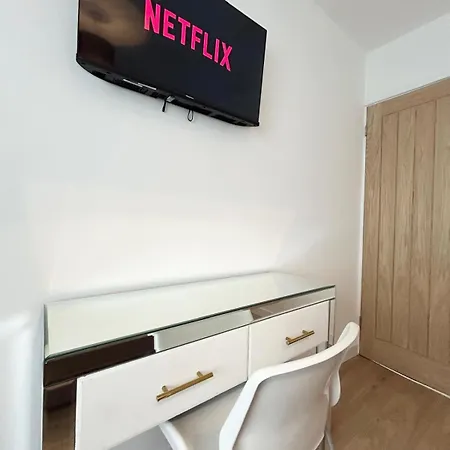 Holiday home Lytham House Retreat - Free Parking Blackpool