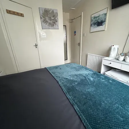 The Inglewood *adults Only* Hotel