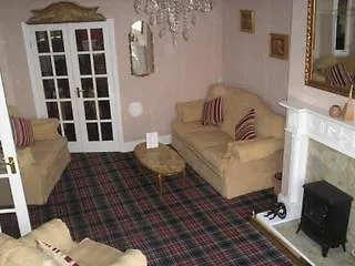 New Bond Bed & Breakfast 3*