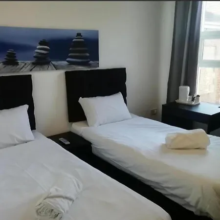 Otel Oyo Wave Crest Blackpool