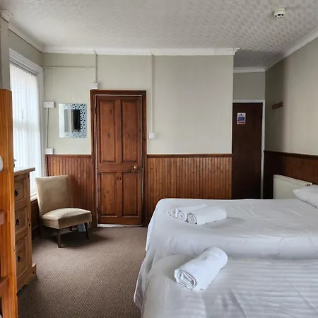 The Everglades Hotel