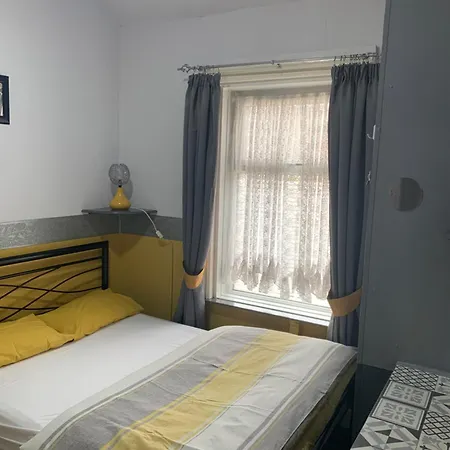 Hornby Villa- 4star B&b-couples & Families Only Blackpool