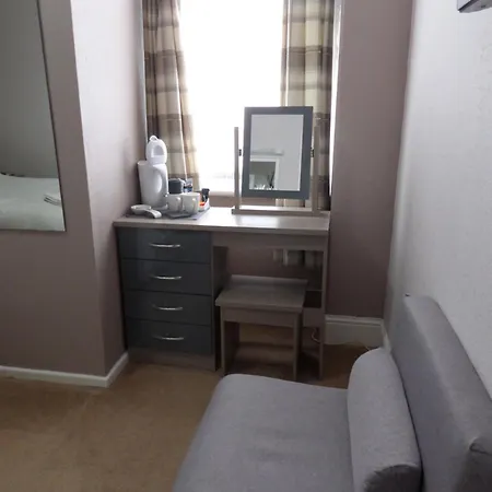 Nathans Bed & Breakfast Blackpool