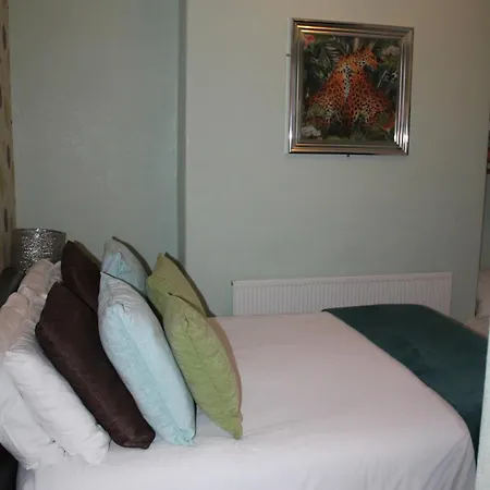 Guest house Hawthorn House 3*
