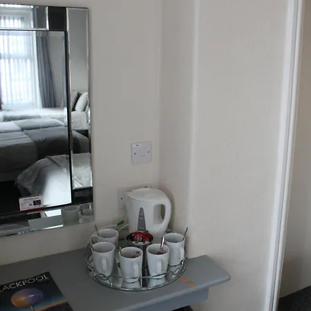 Hawthorn House Guest house Blackpool