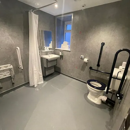 罗斯金酒店 3* 黑潭