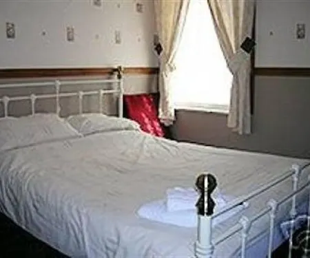Roselea - St Chads 2* Blackpool