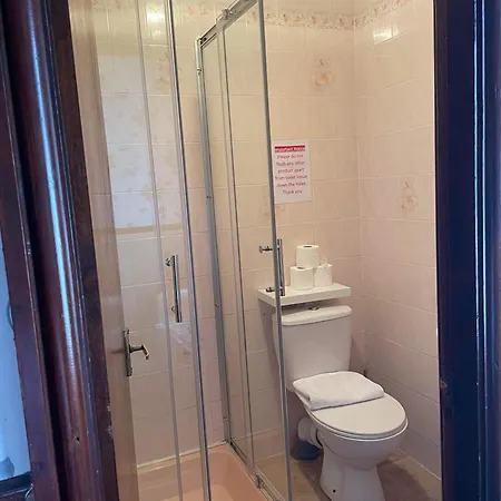 Roselea - St Chads Hotel