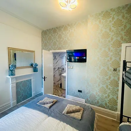 Holiday home New - The Fun House - Private Nightclub Blackpool