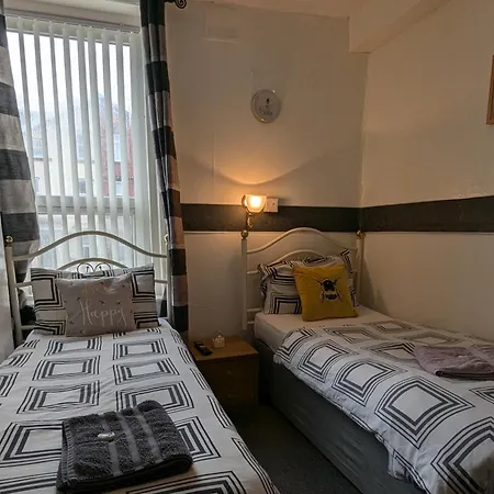 Hotel Fern - Road