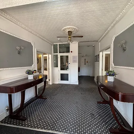 The Royal Alexandra By Compass Hospitality
