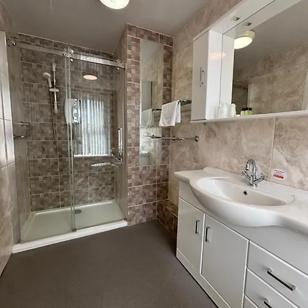 The Royal Alexandra By Compass Hospitality Blackpool