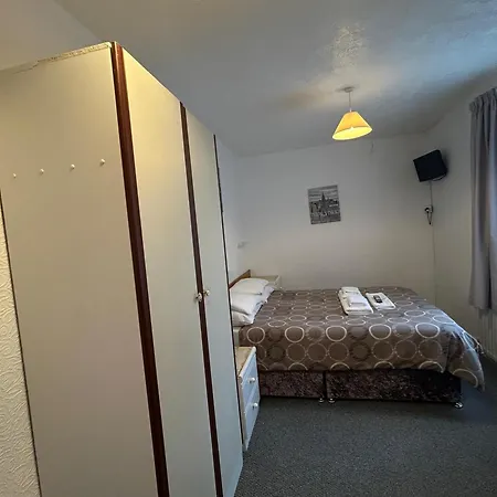 Oyo Delton Pleasure Hotel 4*