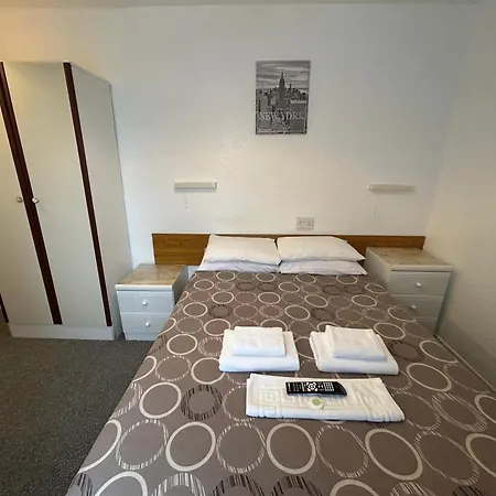 Oyo Delton Pleasure Blackpool