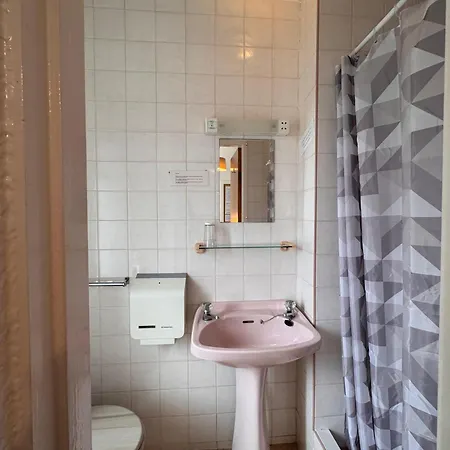 Oyo Delton Pleasure 4* Blackpool