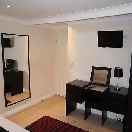 South Apartment *