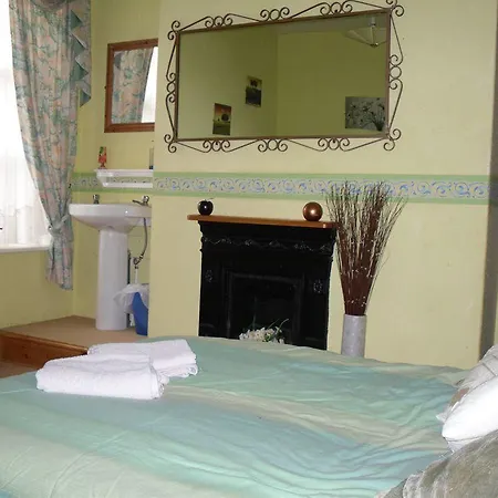 The Trentham Hotel Bed & Breakfast