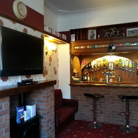 Strides Hotel 2*