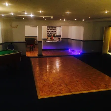 奥尔巴尼酒店 3* 黑潭