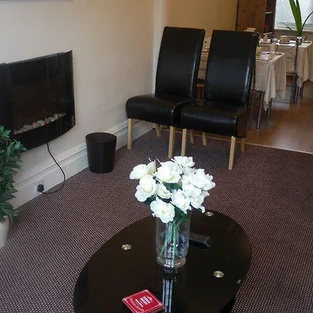 Guest house Hazelgrove 3*