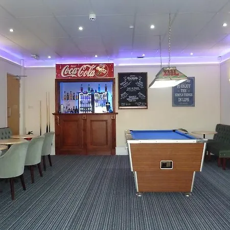 Funky Towers 3* Blackpool
