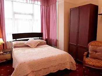 The Belvedere Szálloda 3*